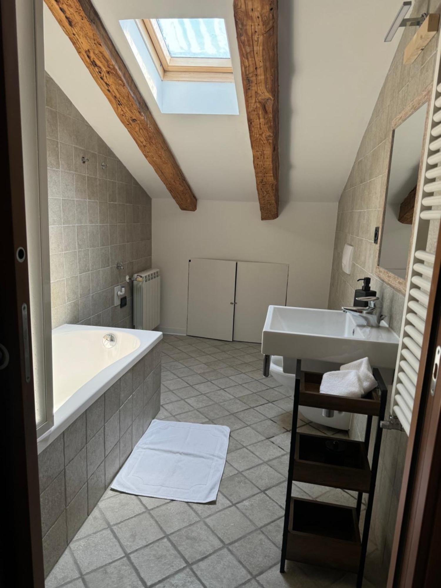 Lex 4 Sauna -Trieste Center מראה חיצוני תמונה